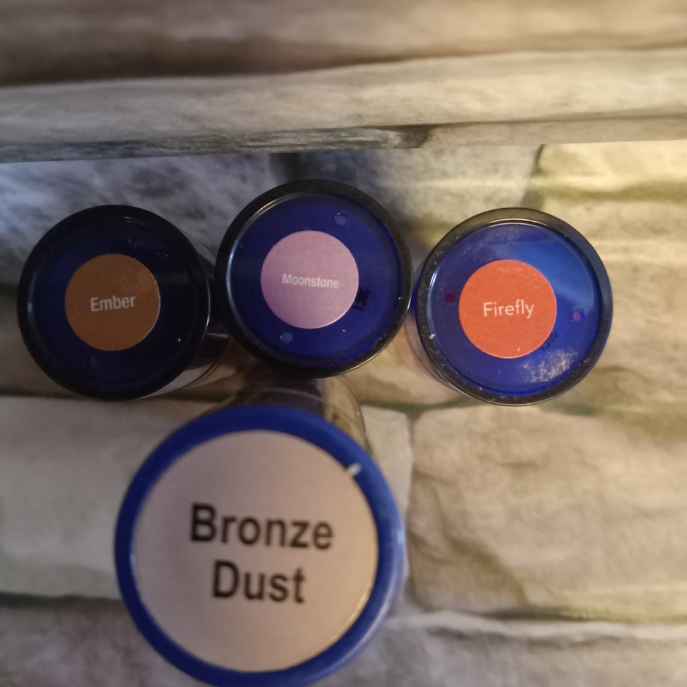 Senegence Bundle - Picture 2 of 6
